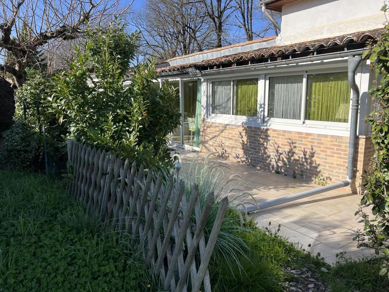 Propriété - 100 m² - 7 pièces