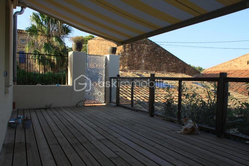 Maison - 350 m² - 15 pièces