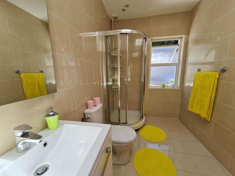 Maison - 284 m² - 8 pièces