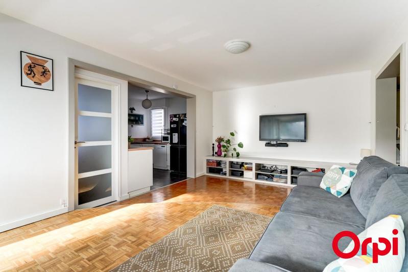 Appartement - 101 m² - 5 pièces