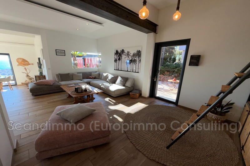 Maison - 162 m² - 5 pièces