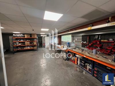 Local d'activité / Entrepôt - 405 m²