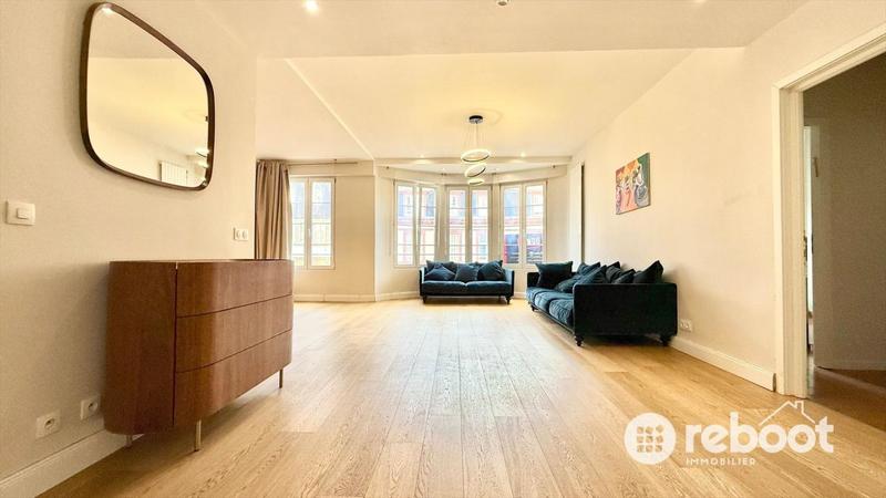 Appartement - 150 m² - 6 pièces