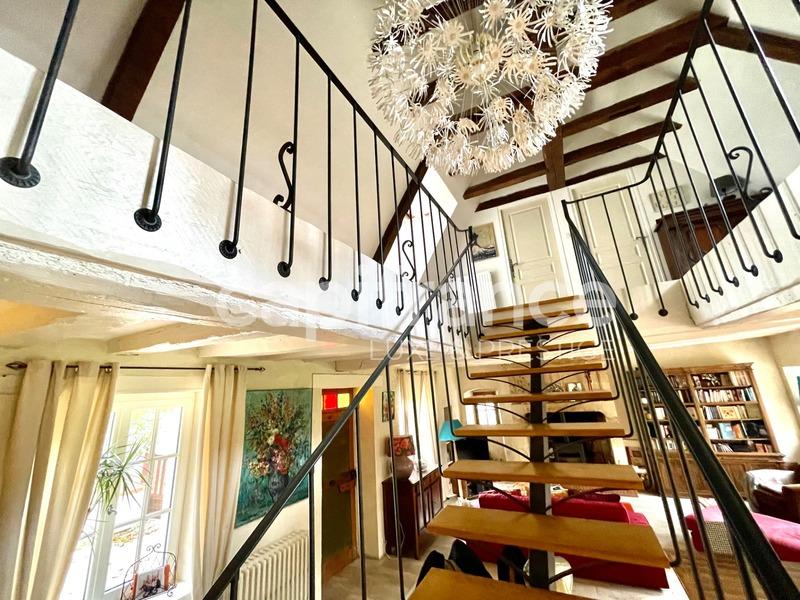 Maison - 160 m² - 6 pièces