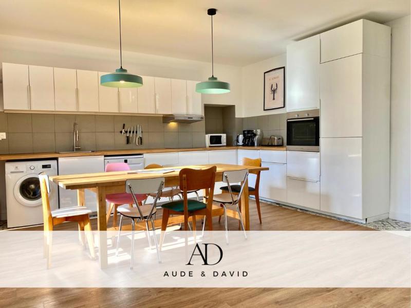 Maison - 230 m² - 7 pièces