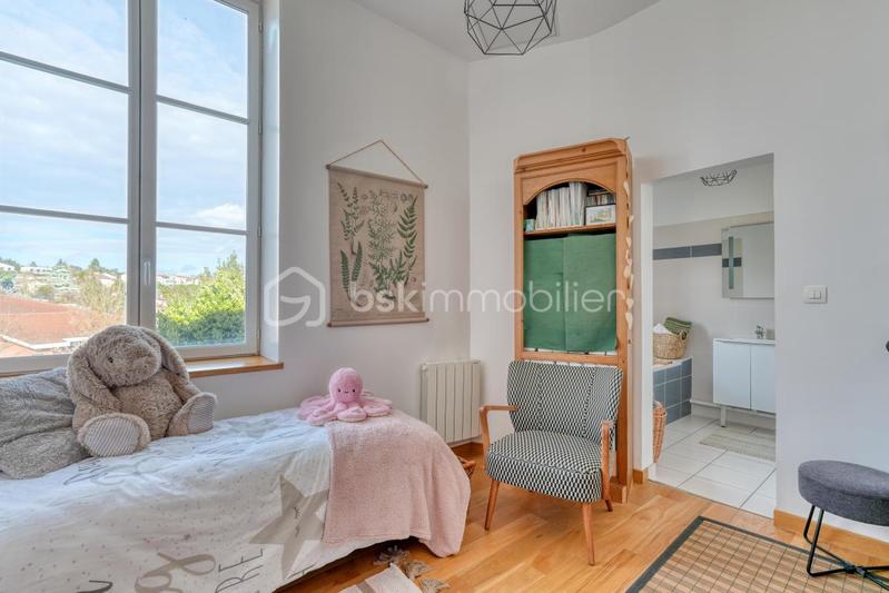 Appartement - 79 m² - 3 pièces