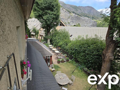 Fonds de commerce - 680 m²