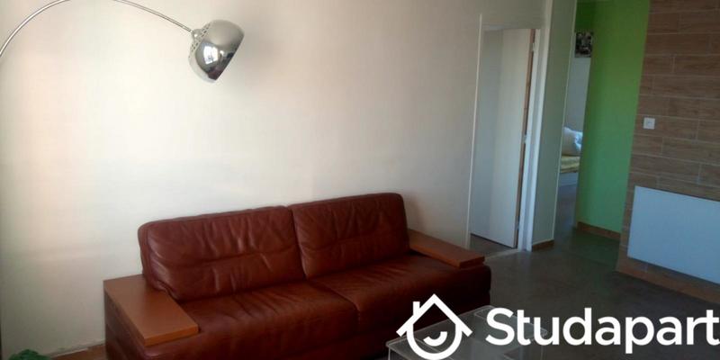 Chambre - 9 m² - 1 pièce