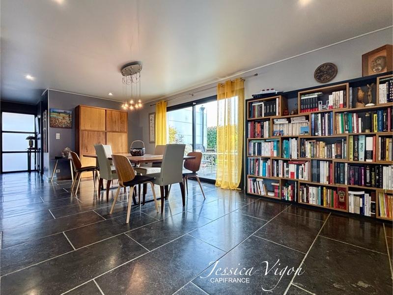 Maison - 194 m² - 6 pièces