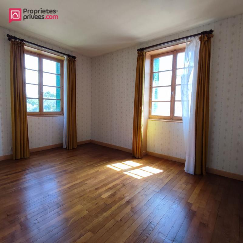 Maison - 143 m² - 6 pièces