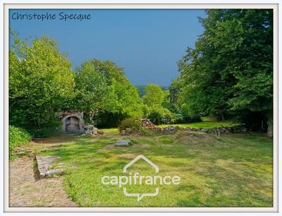 Maison - 139 m² - 8 pièces