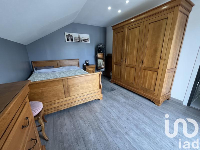 Maison - 205 m² - 5 pièces