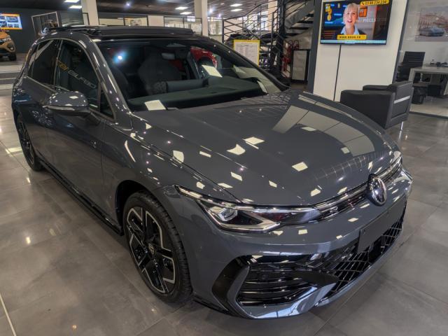 Volkswagen Golf 1.5 eTSI Evo2 150 Dsg7 R-Line