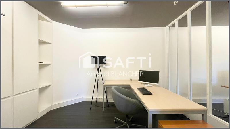 Local commercial - 780 m² - 25 pièces