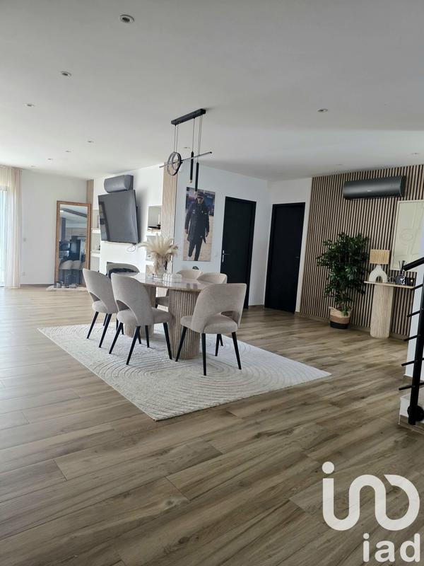 Maison - 146 m² - 5 pièces