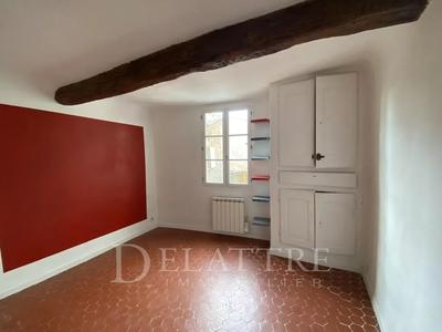 Appartement - 96 m² - 5 pièces