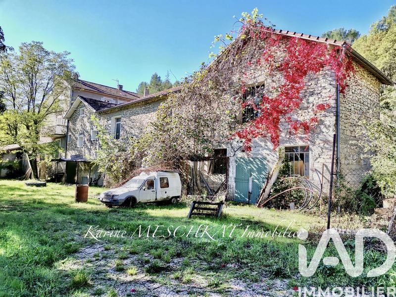 Maison - 308 m² - 10 pièces