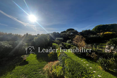 Appartement - 92 m² - 4 pièces