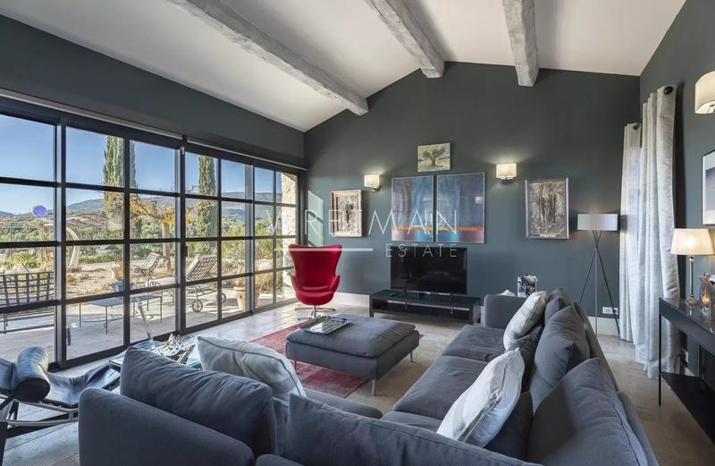 Bastide - 328 m² - 8 pièces