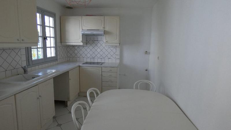 Maison - 96 m² - 5 pièces