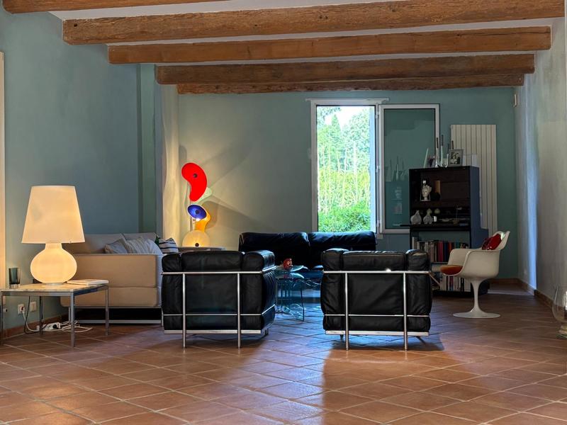 Maison - 280 m² - 8 pièces