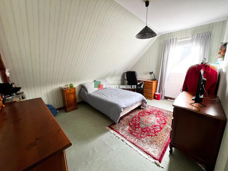 Maison - 121 m² - 6 pièces