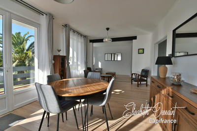 Maison - 196 m² - 7 pièces