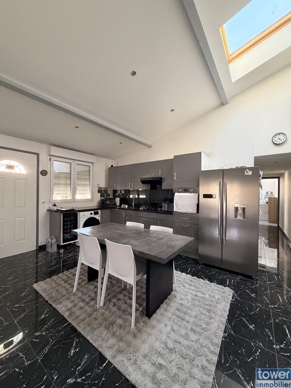 Maison - 76 m² - 3 pièces