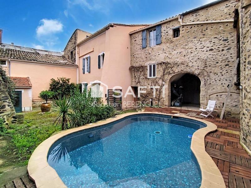 Maison - 316 m² - 11 pièces