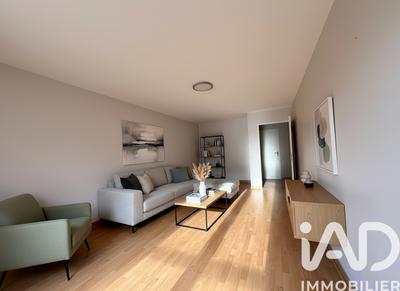 Appartement - 79 m² - 4 pièces