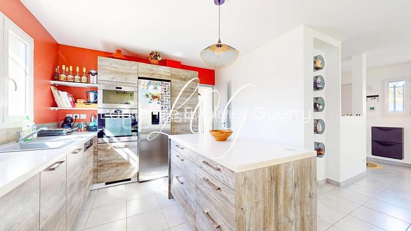 Maison - 102 m² - 4 pièces