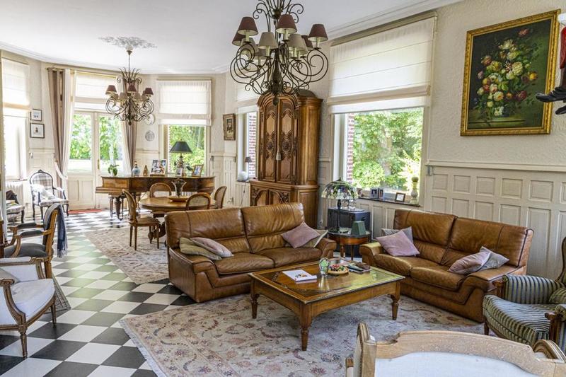 Propriété - 480 m² - 13 pièces