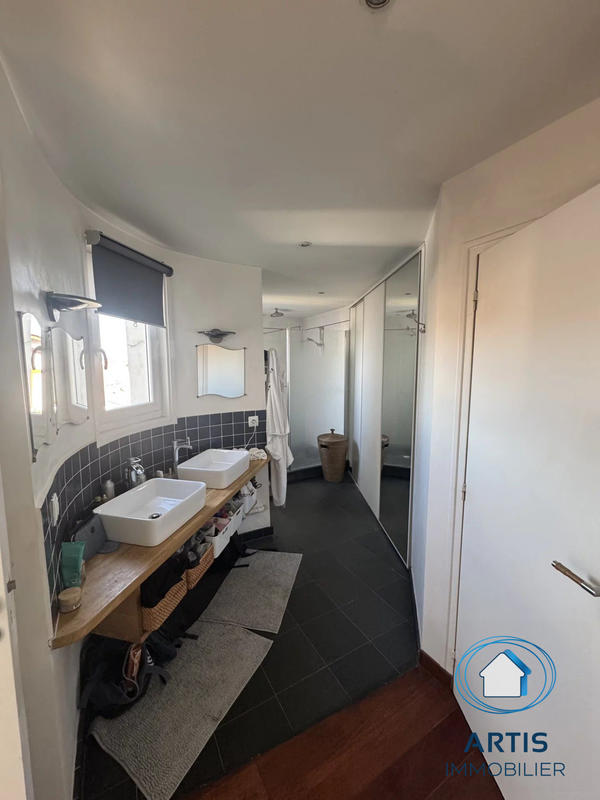 Appartement - 98 m² - 3 pièces