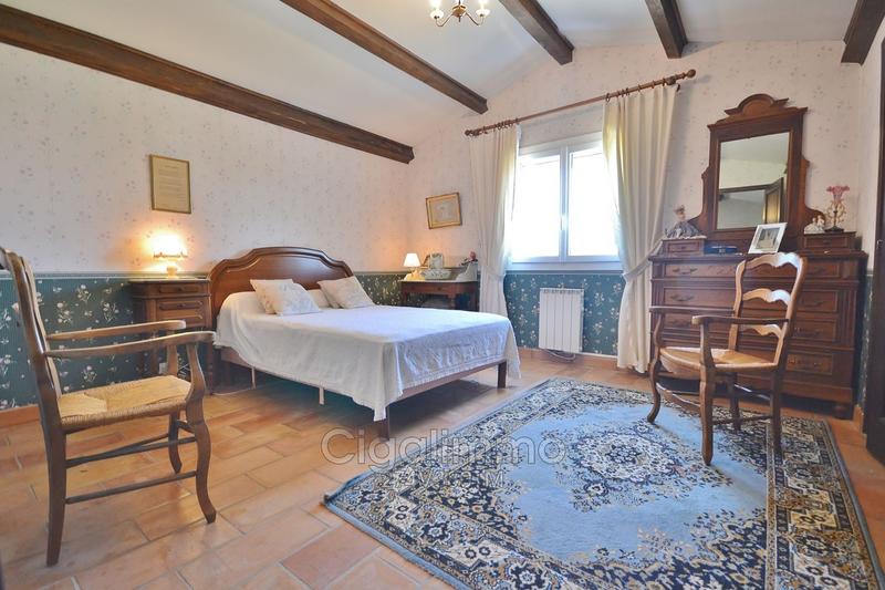 Villa - 151 m² - 6 pièces