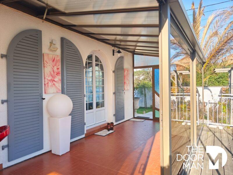 Maison - 160 m² - 6 pièces