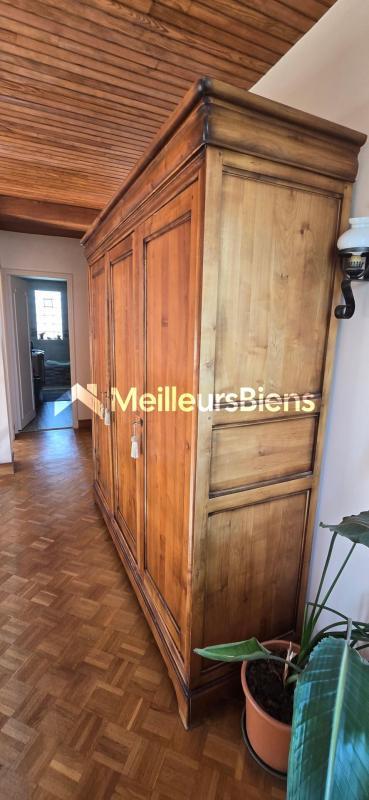 Propriété - 250 m² - 6 pièces