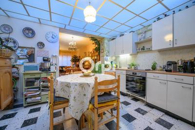 Maison - 99 m² - 4 pièces