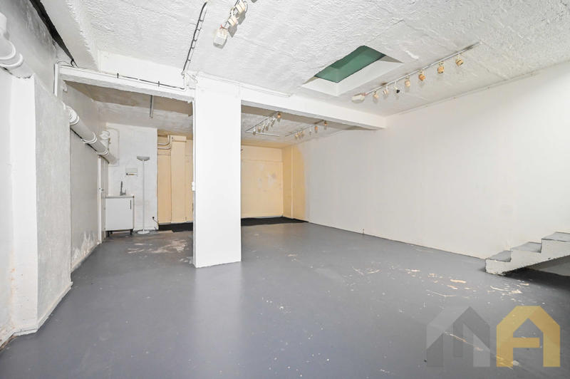 Local commercial - 93 m²