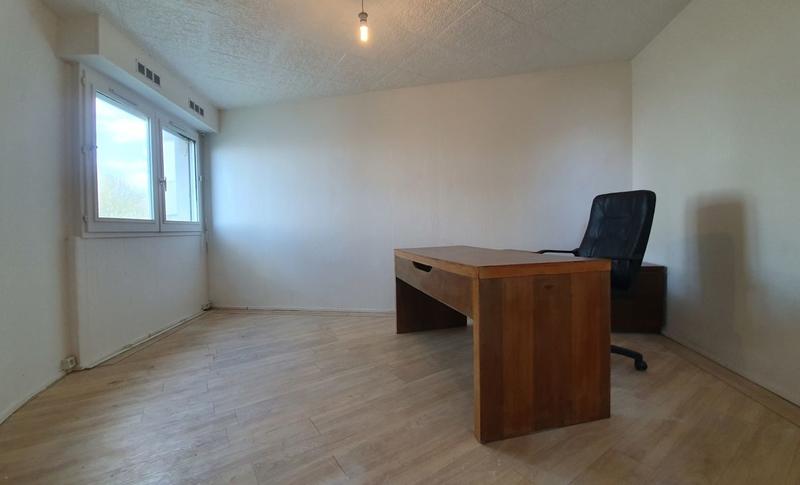 Bureau - 14 m² - 1 pièce