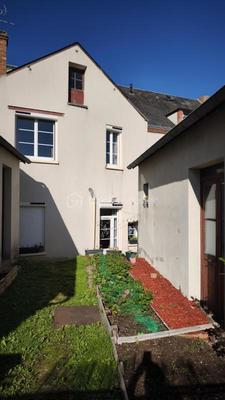 Maison traditionnelle - 122 m² - 4 pièces