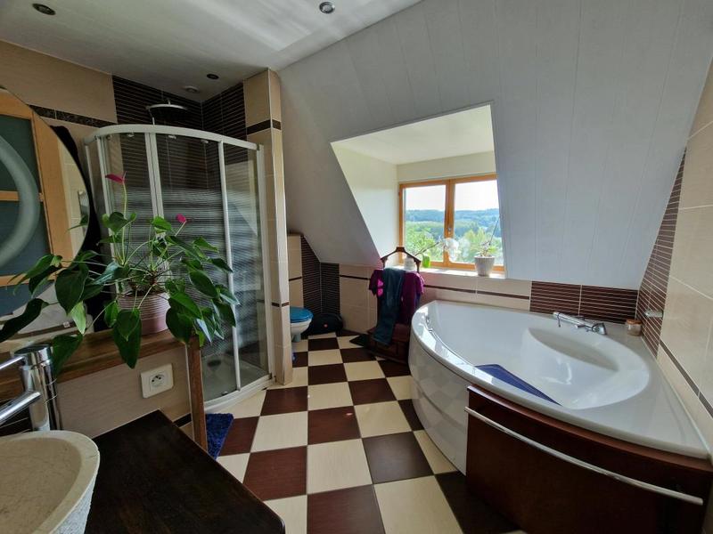 Propriété - 120 m² - 5 pièces