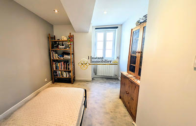 Immeuble - 133 m² - 7 pièces