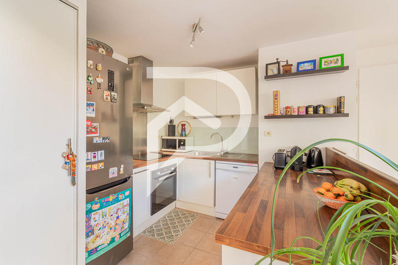 Appartement - 96 m² - 4 pièces