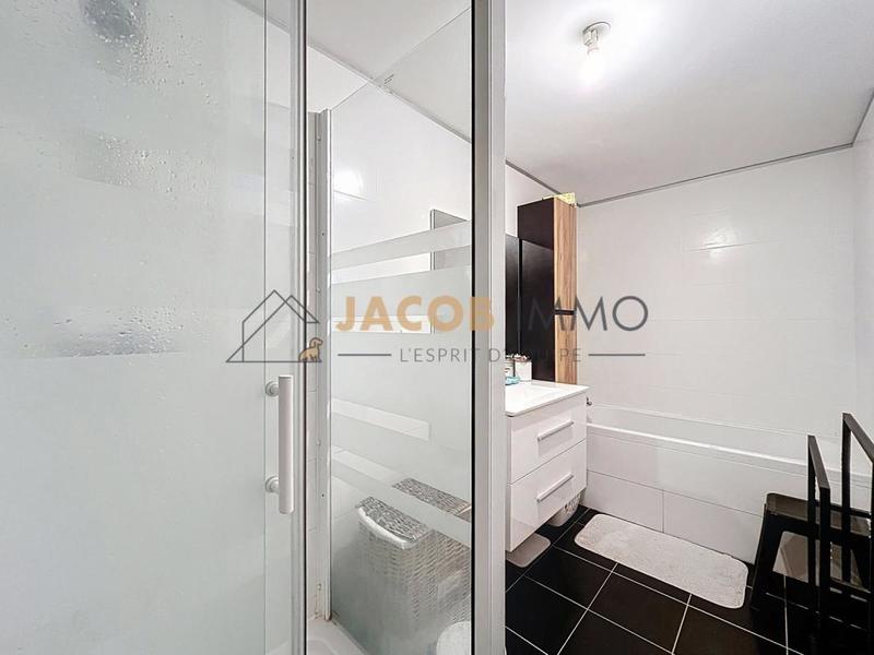 Maison - 62 m² - 5 pièces