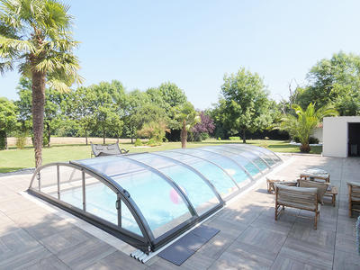 Maison - 217 m² - 8 pièces