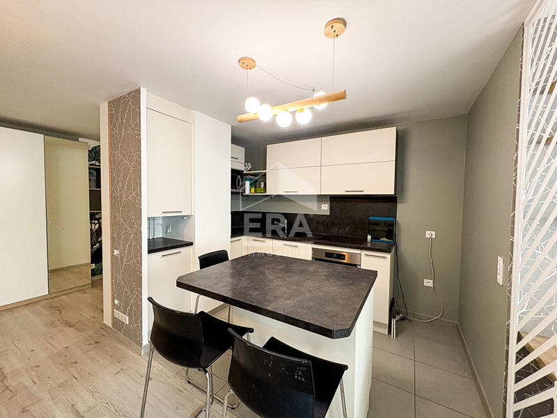 Appartement - 85 m² - 4 pièces