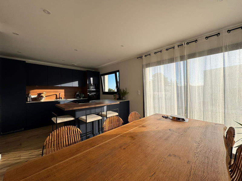 Maison - 106 m² - 5 pièces