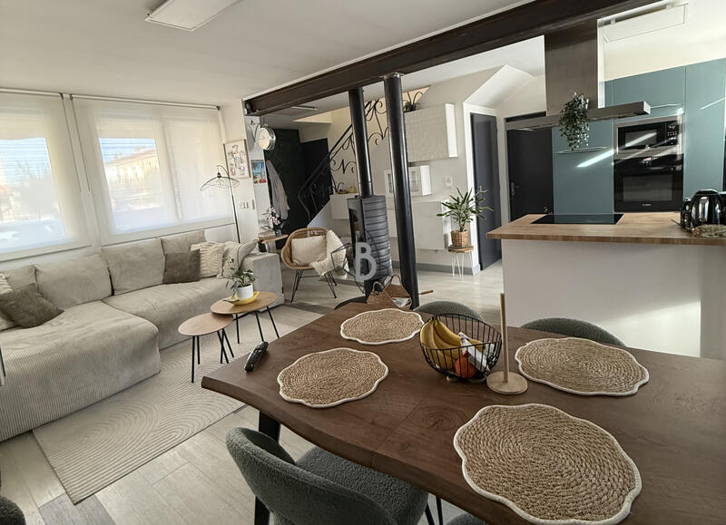 Maison - 90 m² - 4 pièces