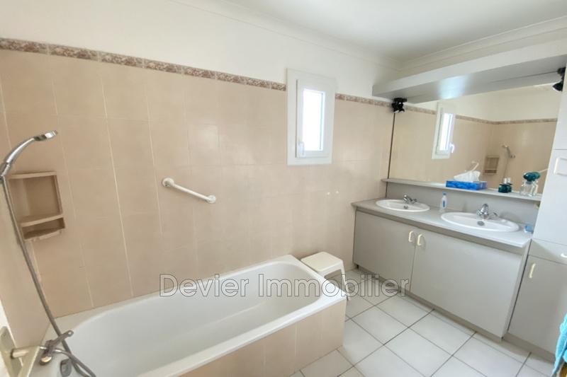 Villa - 100 m² - 4 pièces