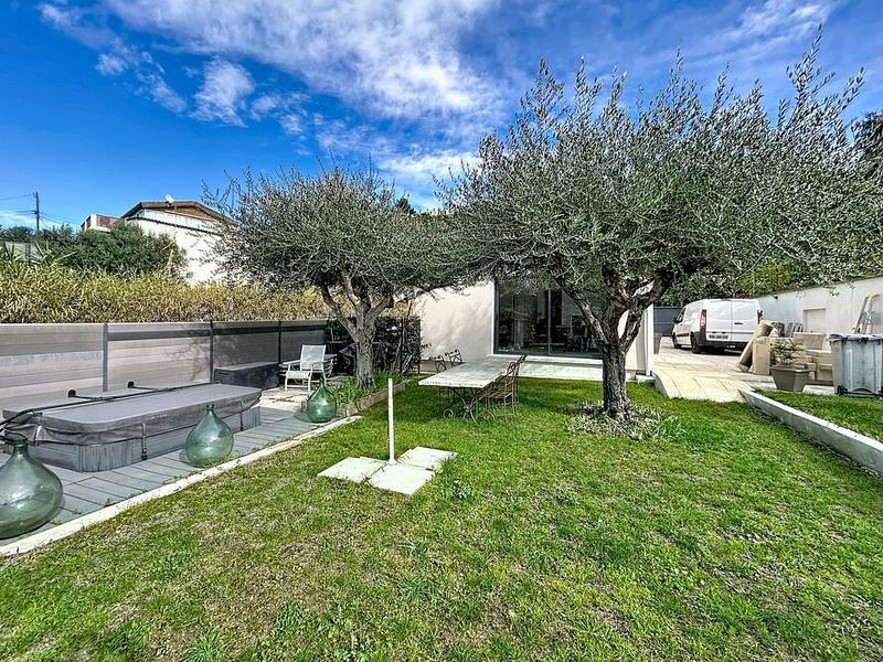 Maison - 77 m² - 3 pièces